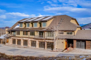 Vintage on the Strand by All Seasons Resort Lodging Park City
